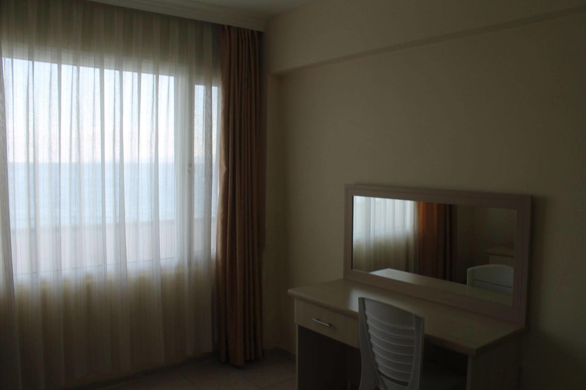 Karaburun Hotel 3*
