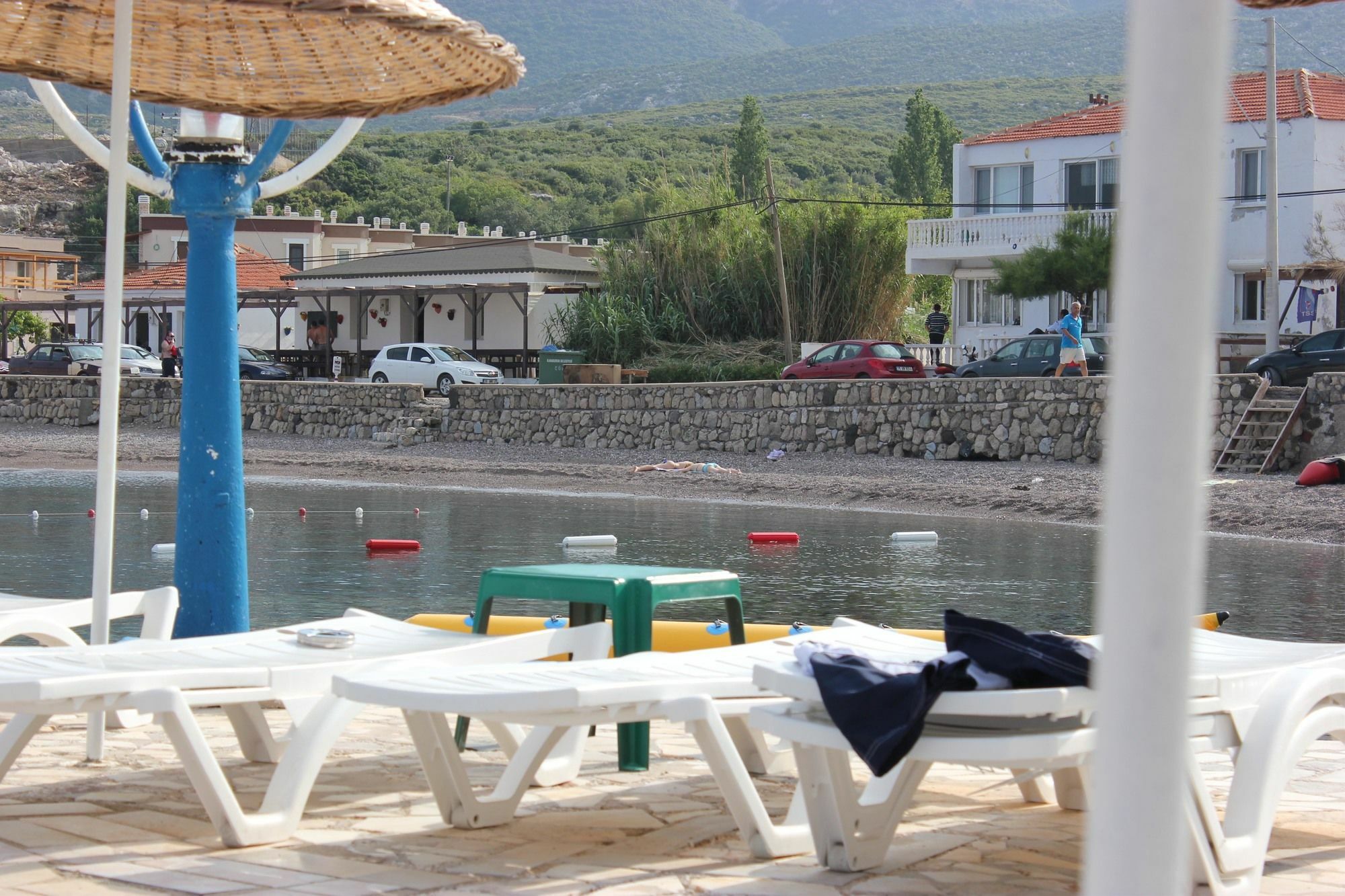 Karaburun 3*