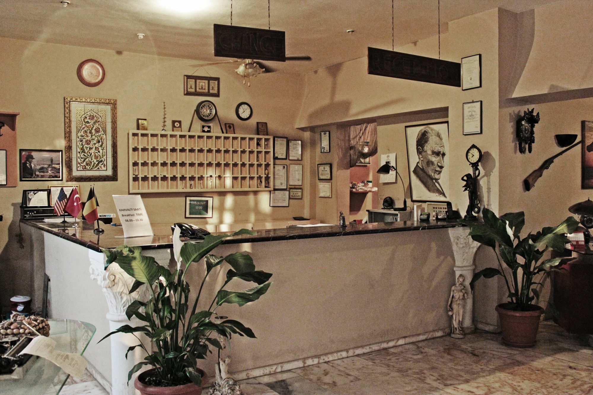 Karaburun Hotel 3*